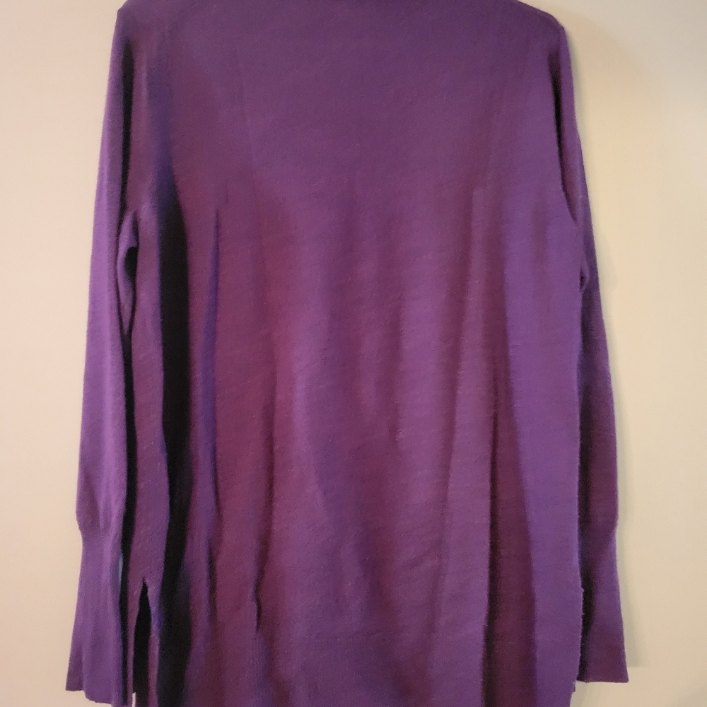 100% Wool Sweater - Picture 2 of 3